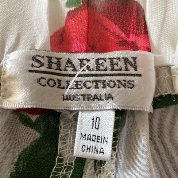 Shareen Collections floral, rose 🌹 design romper shorts - Picture 10 of 11